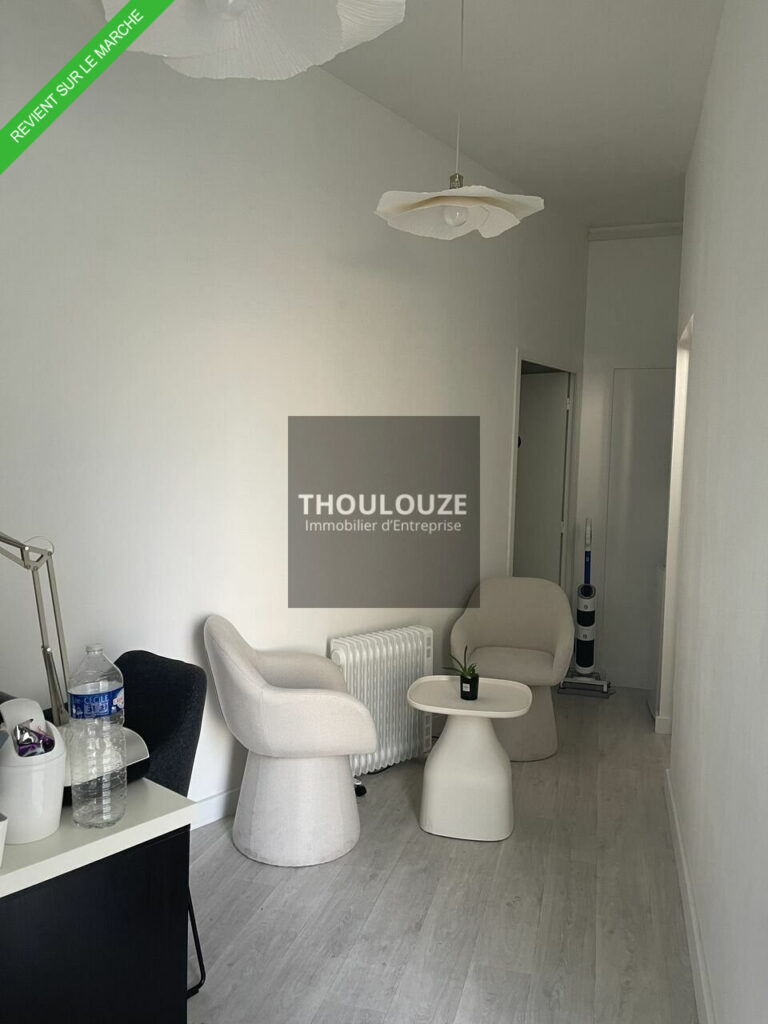 LOCAL COMMERCIAL à LOUER