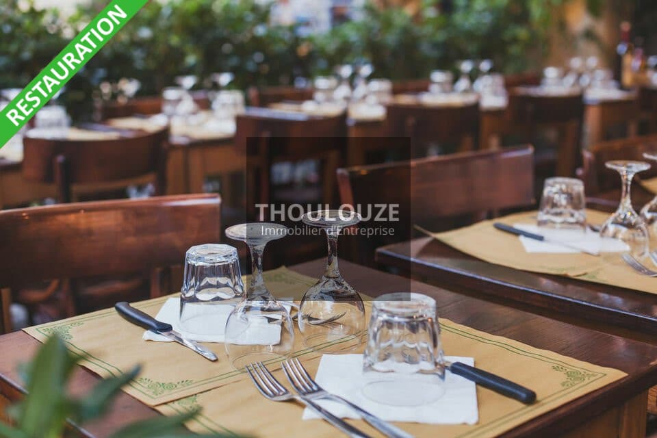 FONDS DE COMMERCE à CEDER