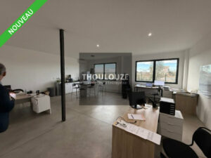 LOCAL D&rsquo;ACTIVITE à LOUER